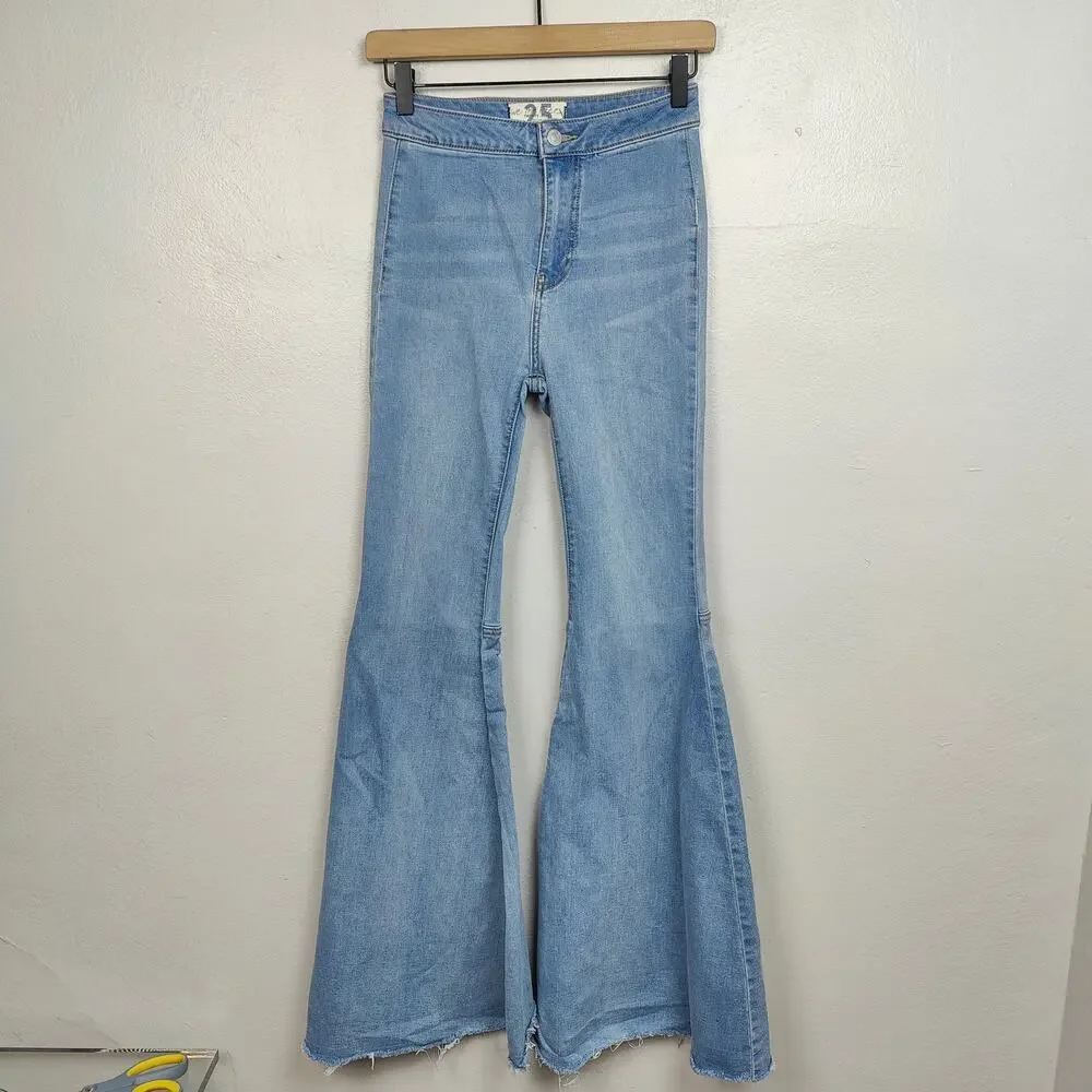 Free People We The Free Just Float On Flare Jeans Womens 25 Blue Bell Bottoms